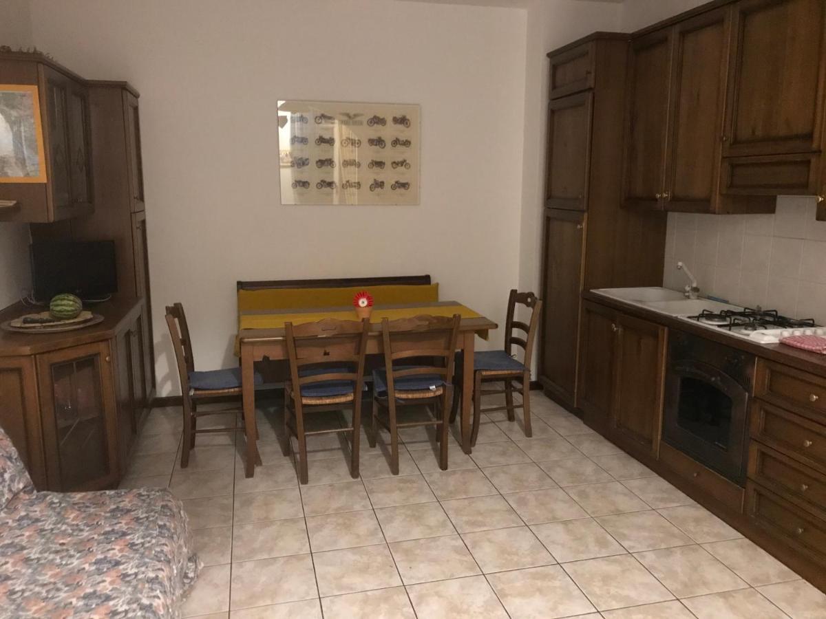 B&B " Guzzi - Inn " Mandello del Lario Eksteriør bilde